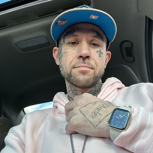 Meet your Posher, Dustin